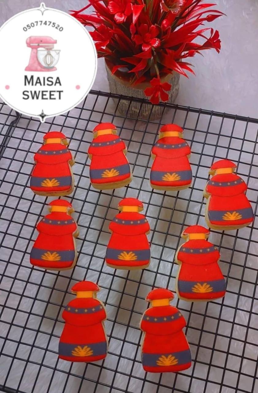 قطاعة على شكل حٌق الجرتق مع صورة مطابقة للقطاعة