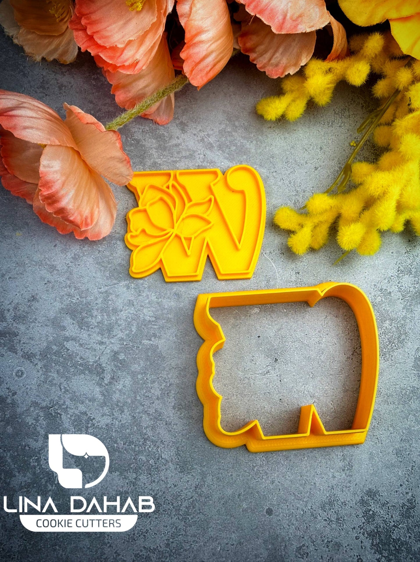 Letter W Cookie Cutter With Stamp