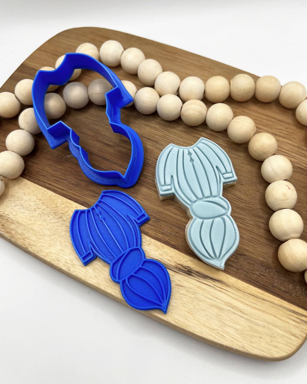قطاعة مواليد بربتوز مواليد مربوط
knotted onesie cookie cutter and