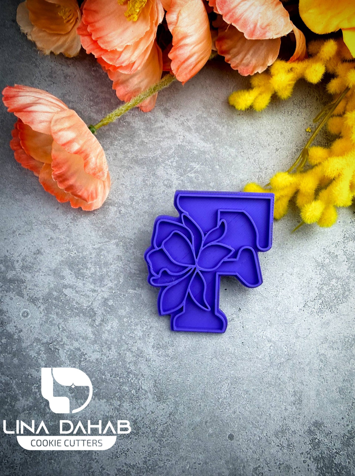 Letter F Cookie Cutter With Stamp