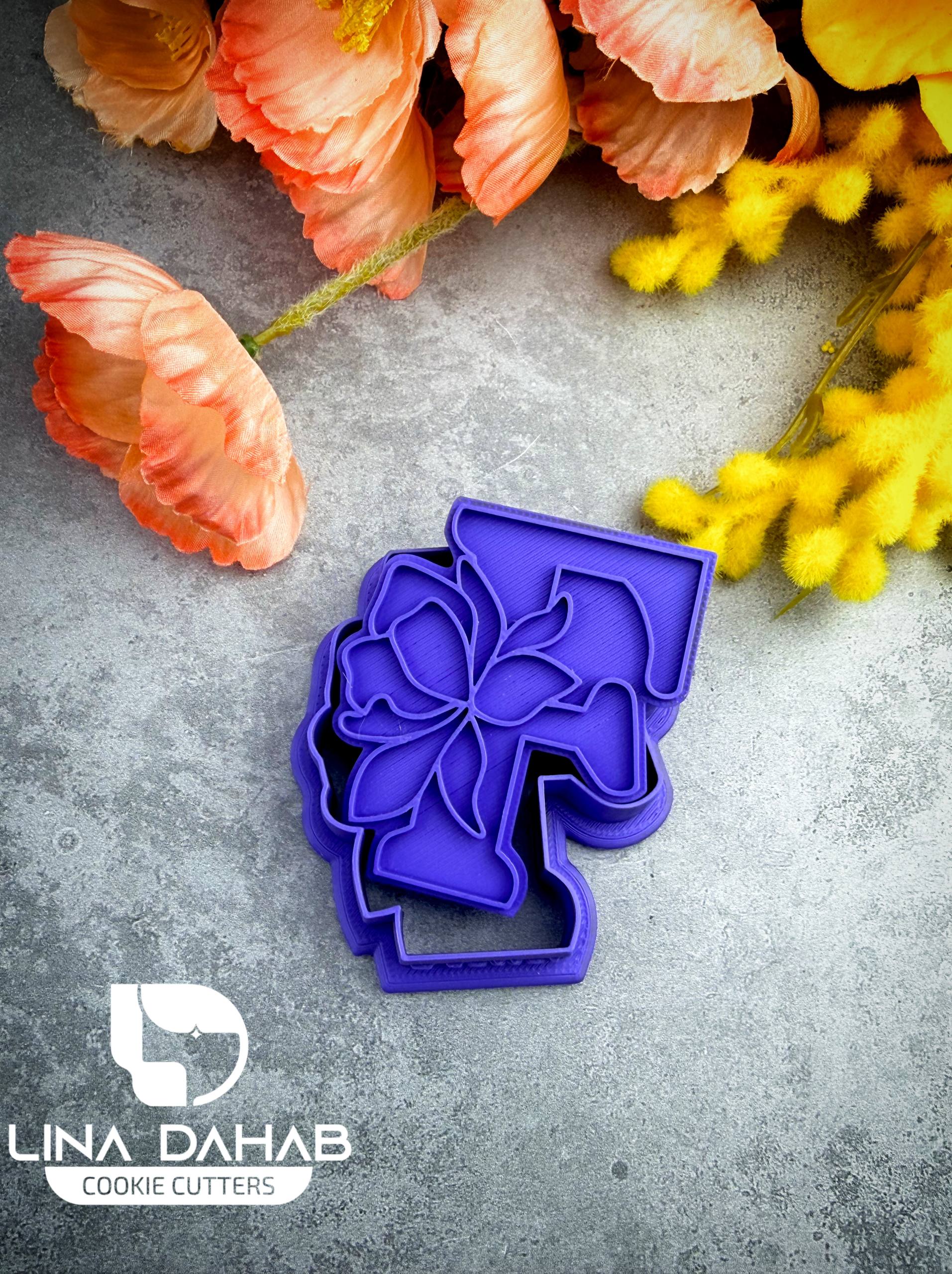 Letter F Cookie Cutter With Stamp