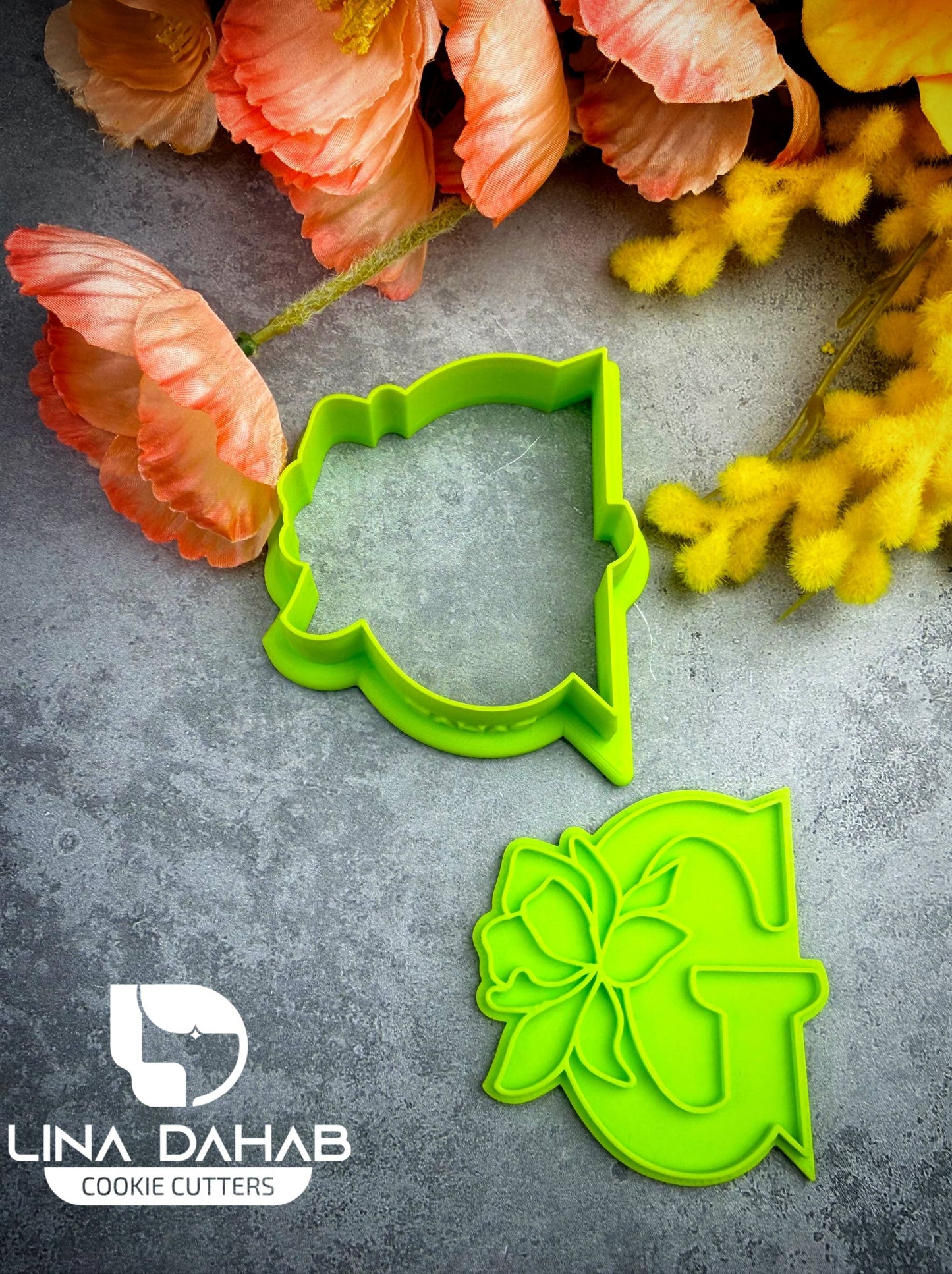 Letter G Cookie Cutter With Stamp
