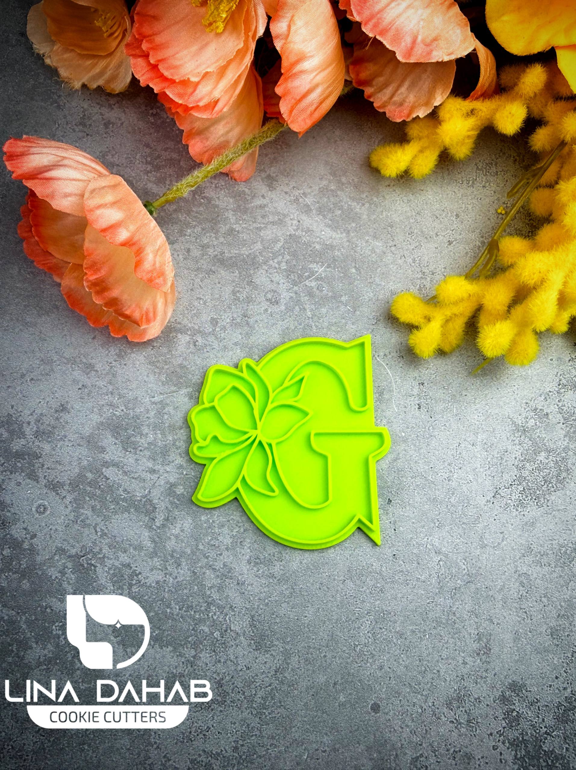 Letter G Cookie Cutter With Stamp