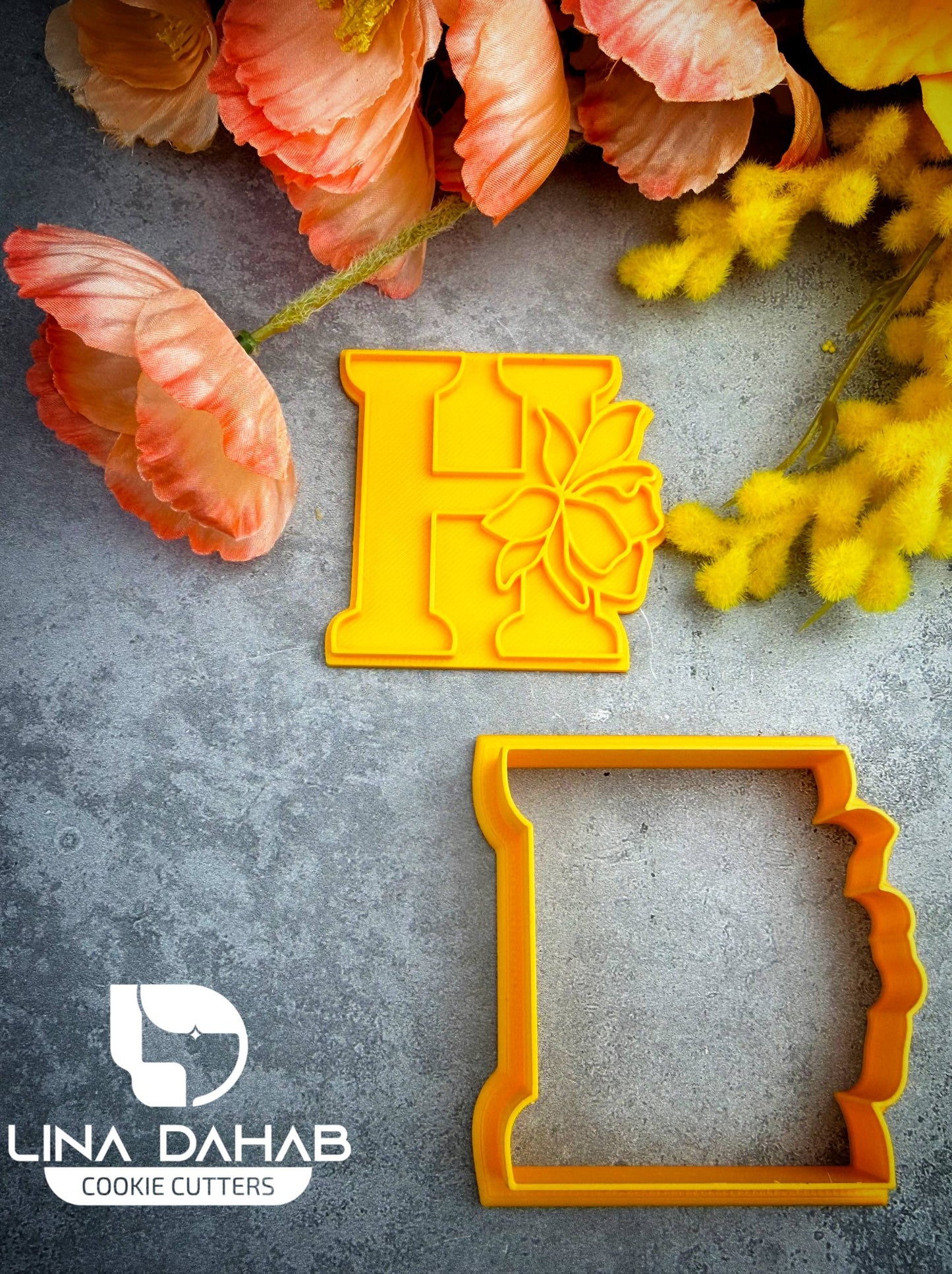 Letter H Cookie Cutter With Stamp