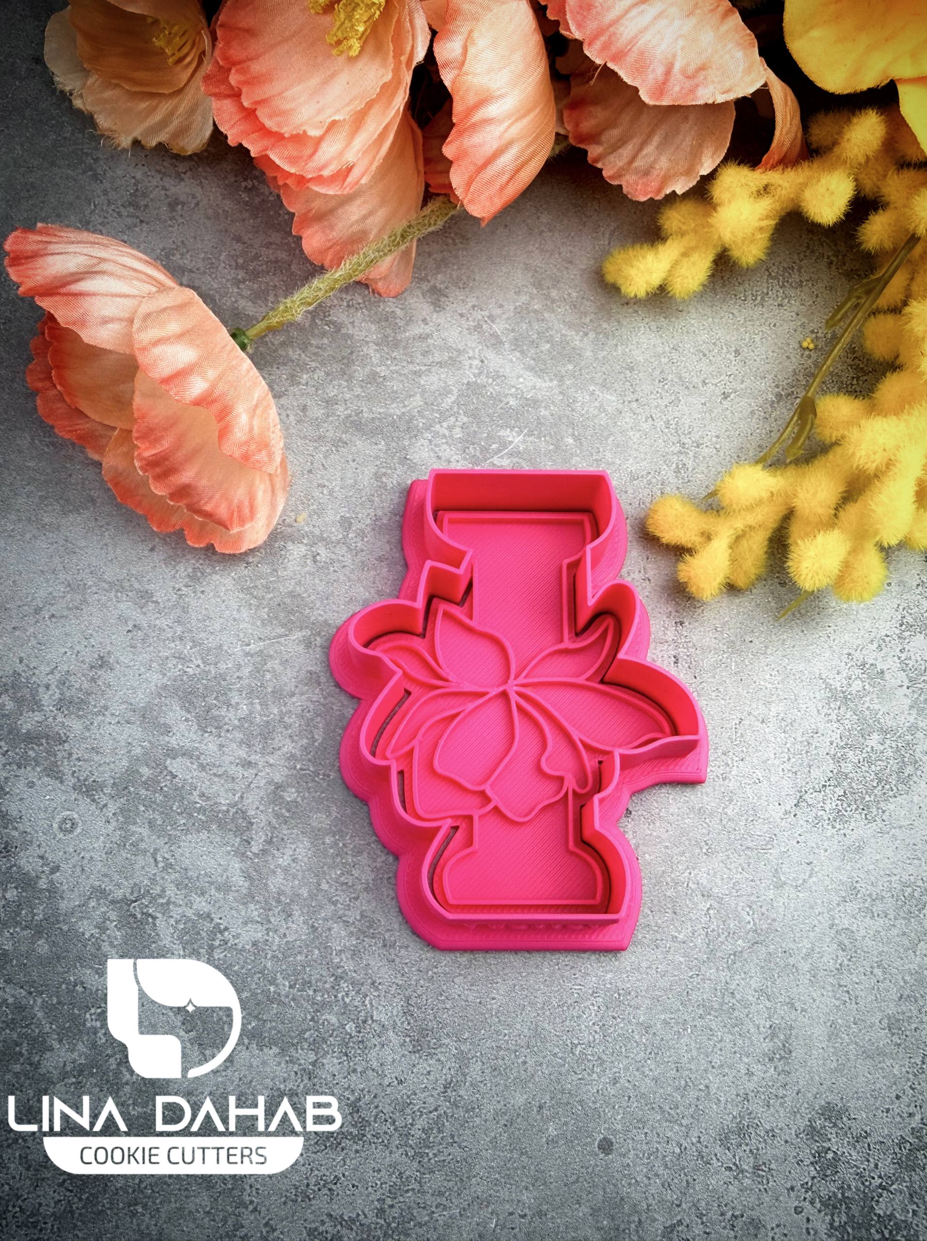 Letter I Cookie Cutter With Stamp
