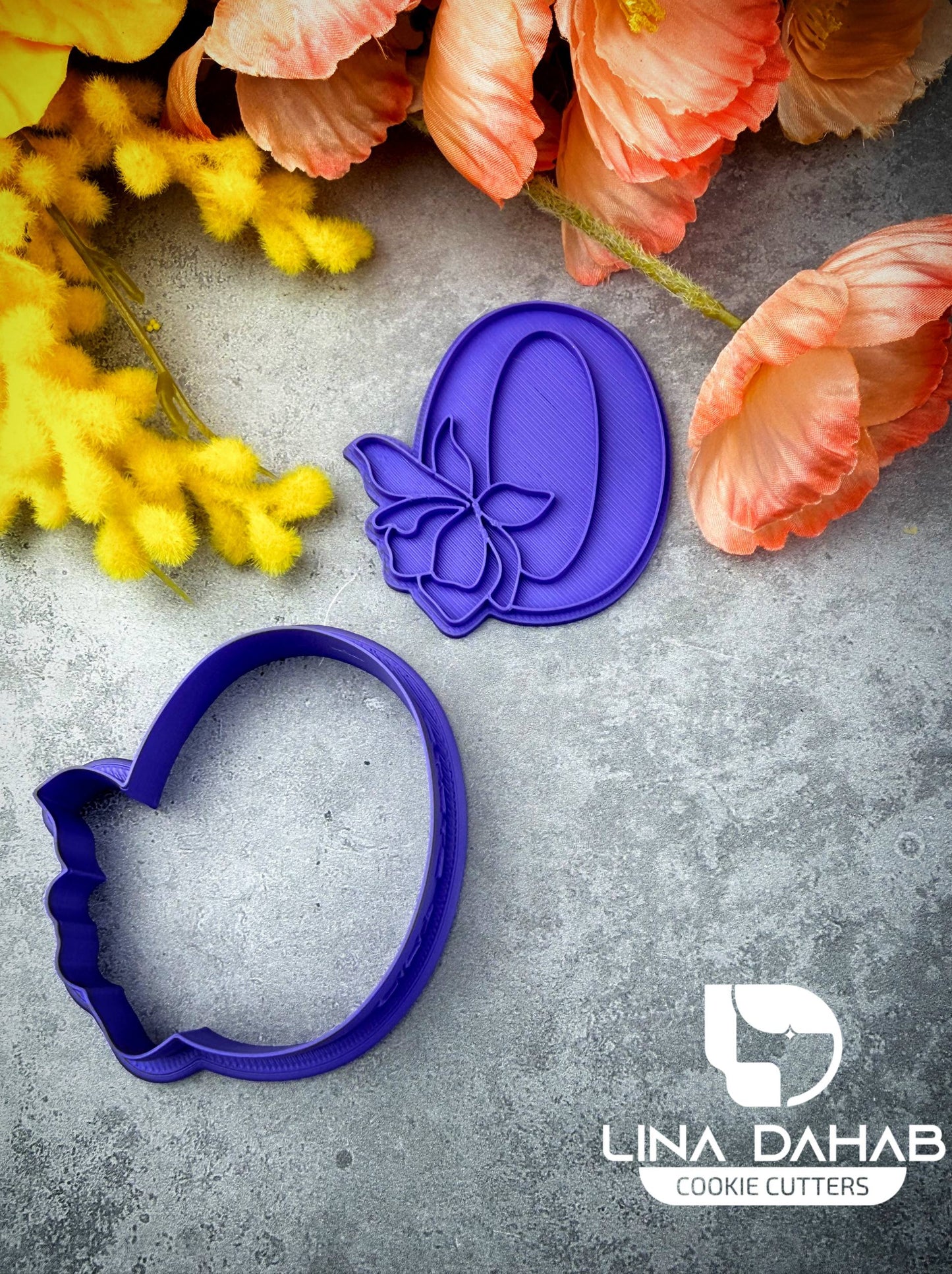 Letter O Cookie Cutter With Stamp
