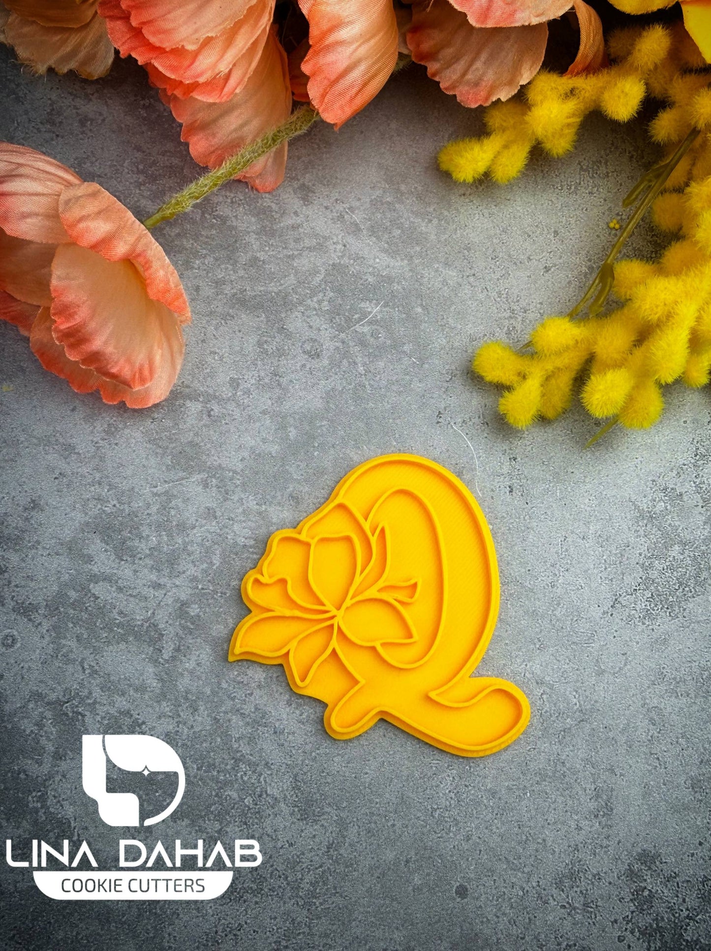 Letter Q Cookie Cutter With Stamp