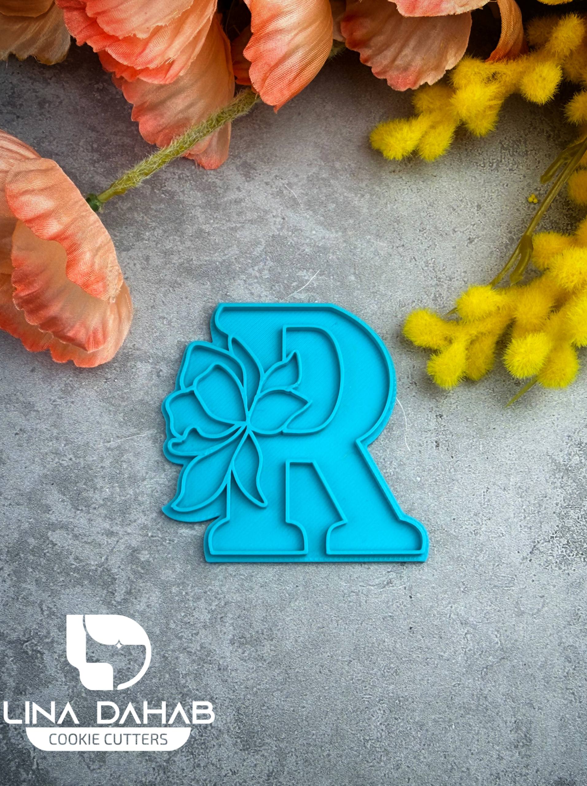 Letter R Cookie Cutter With Stamp