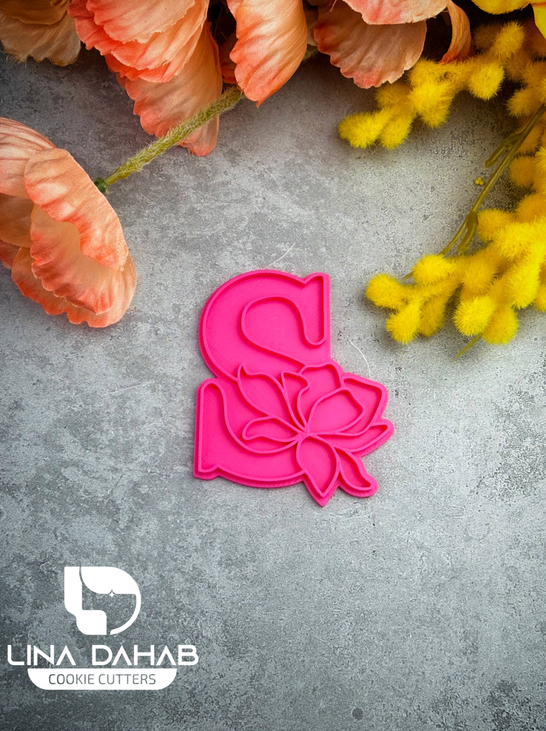 Letter S Cookie Cutter With Stamp