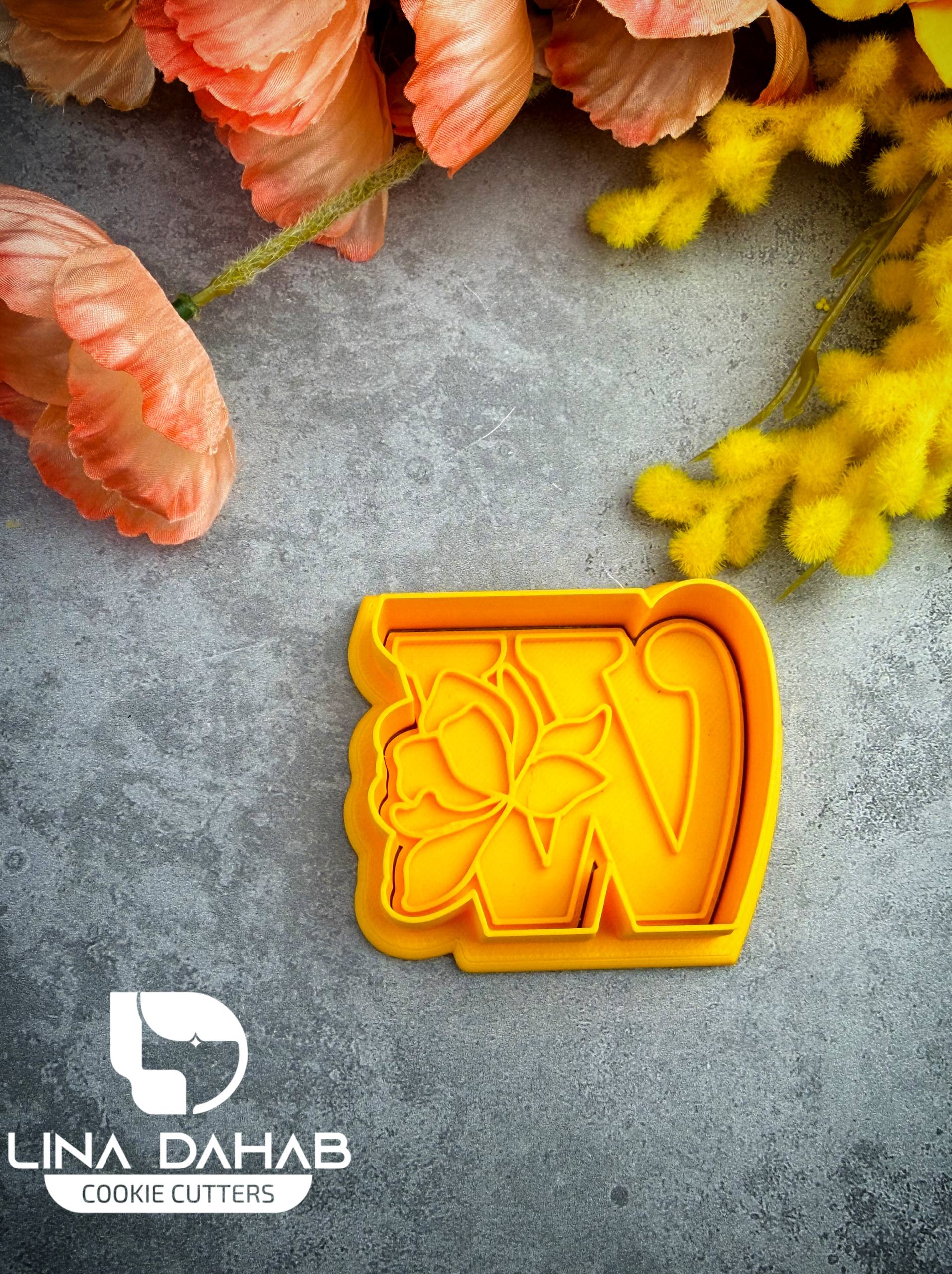 Letter W Cookie Cutter With Stamp