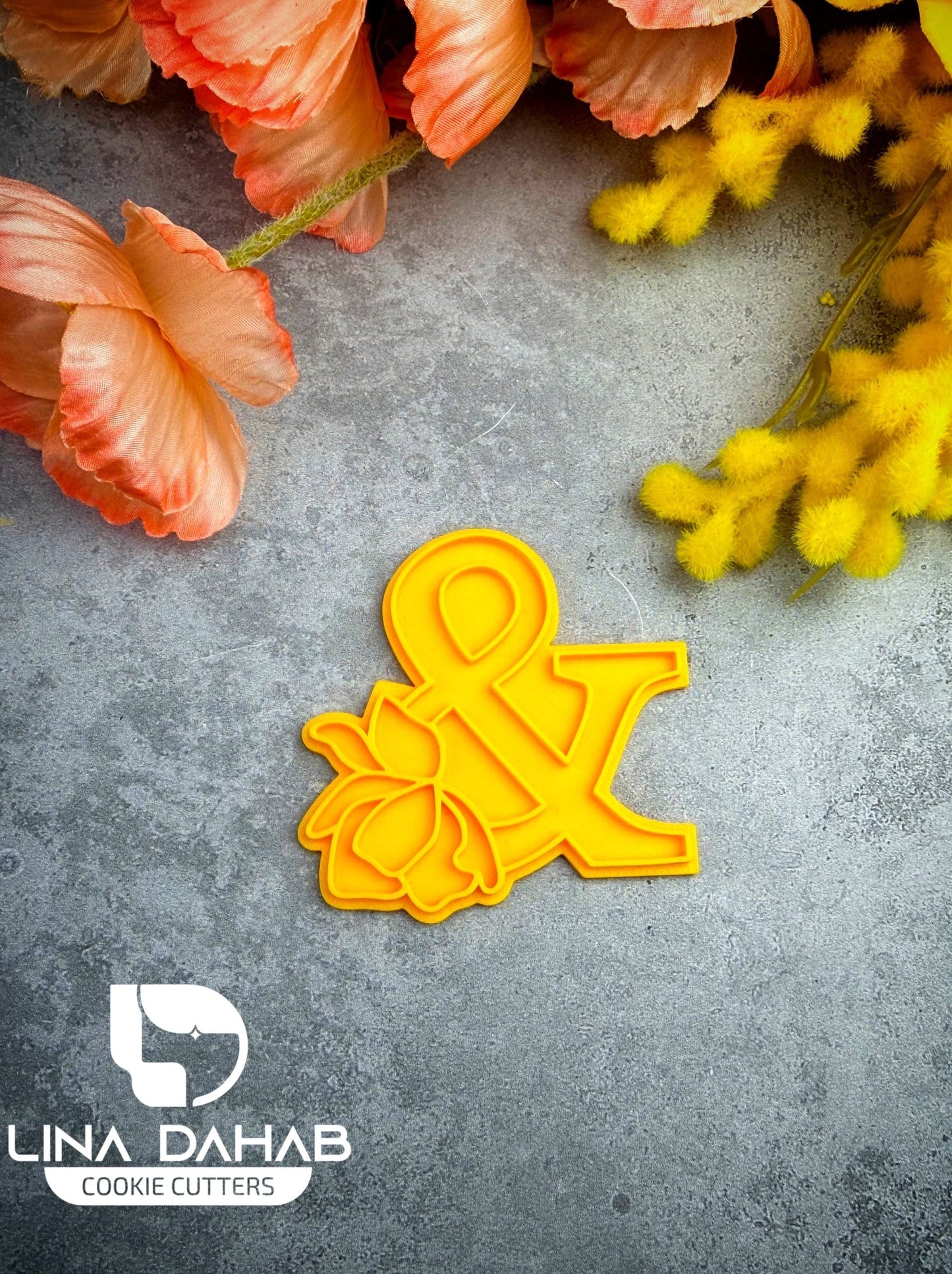 Ampersand (&) cookie cutter and stamp