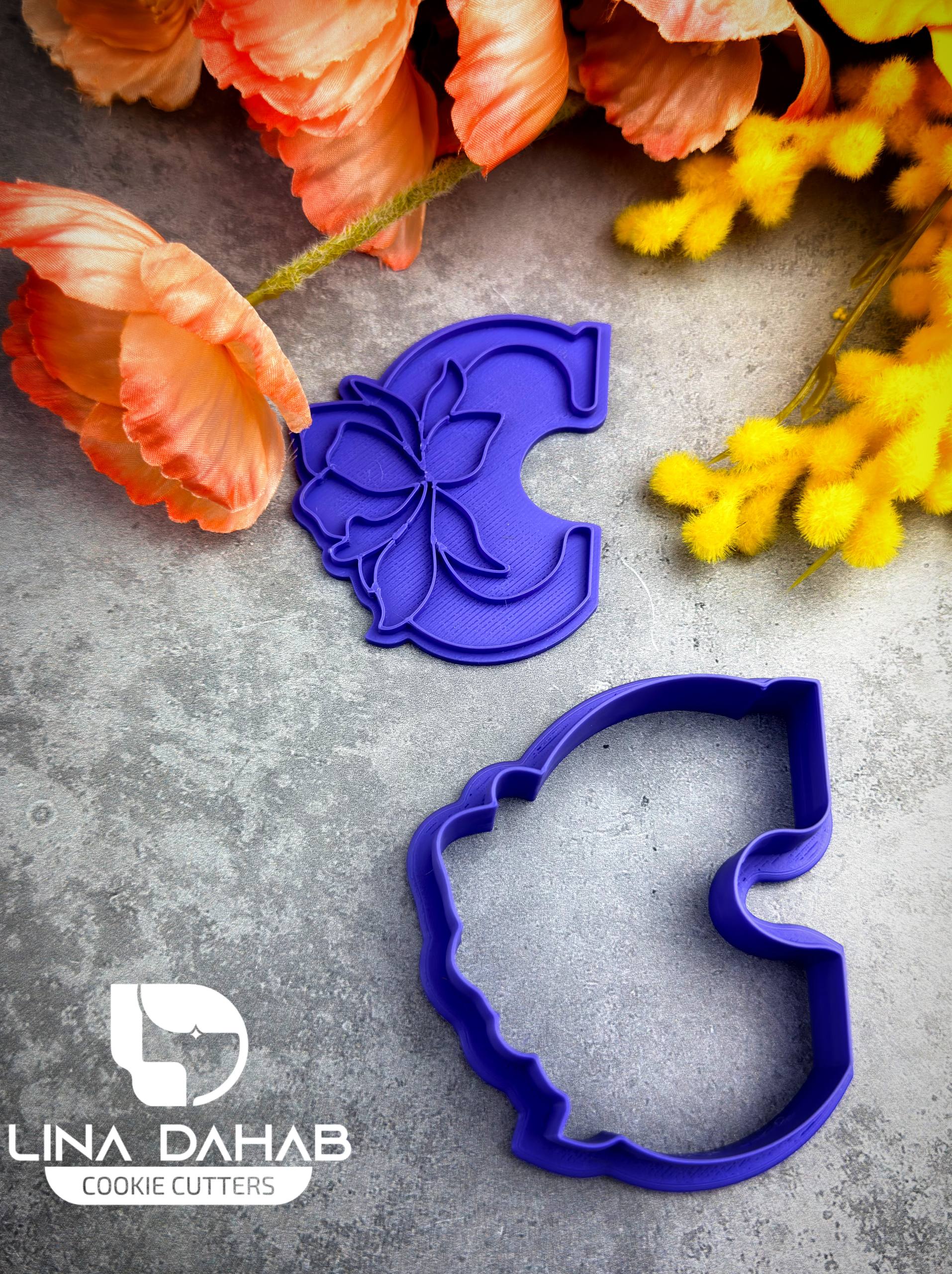 Letter C Cookie Cutter With Stamp